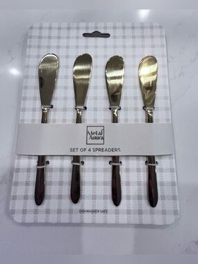 NEW-Metal Aura Set of 4 Gold Spreaders